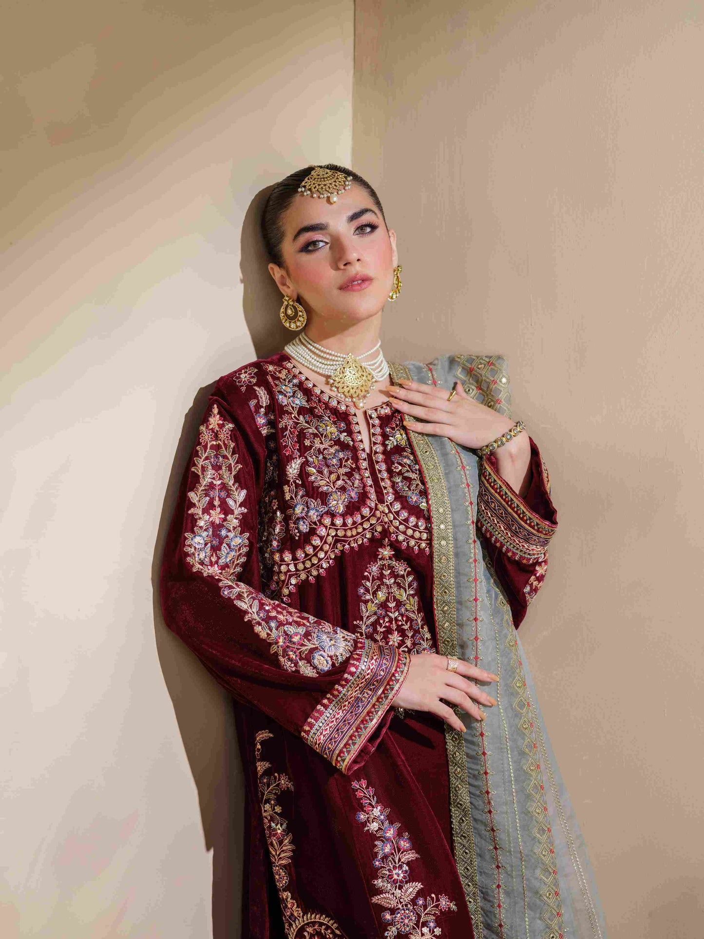 VELVETS '25 (Maroon/Grey)