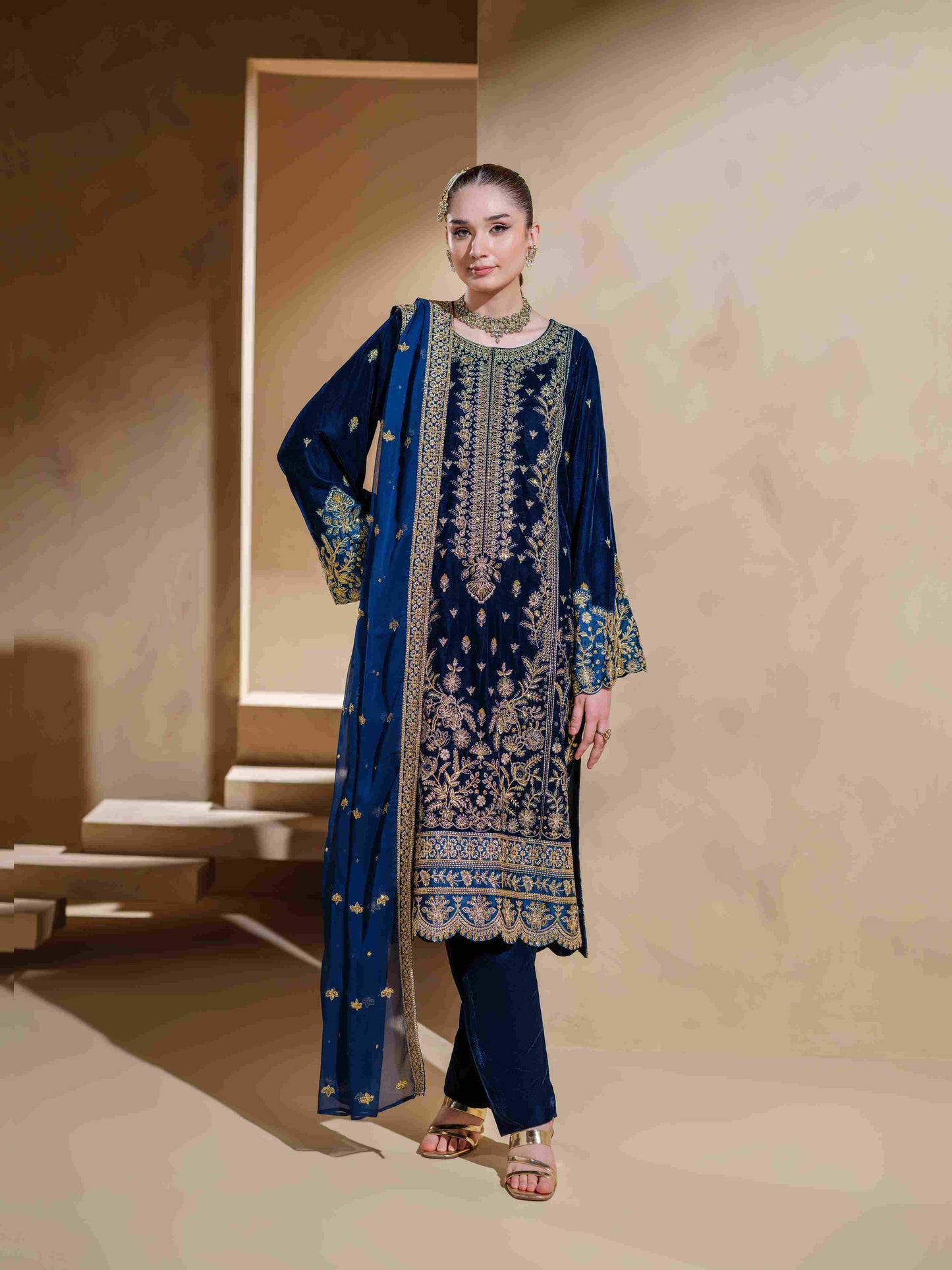 VELVETS '25 (Indigo-Gold)