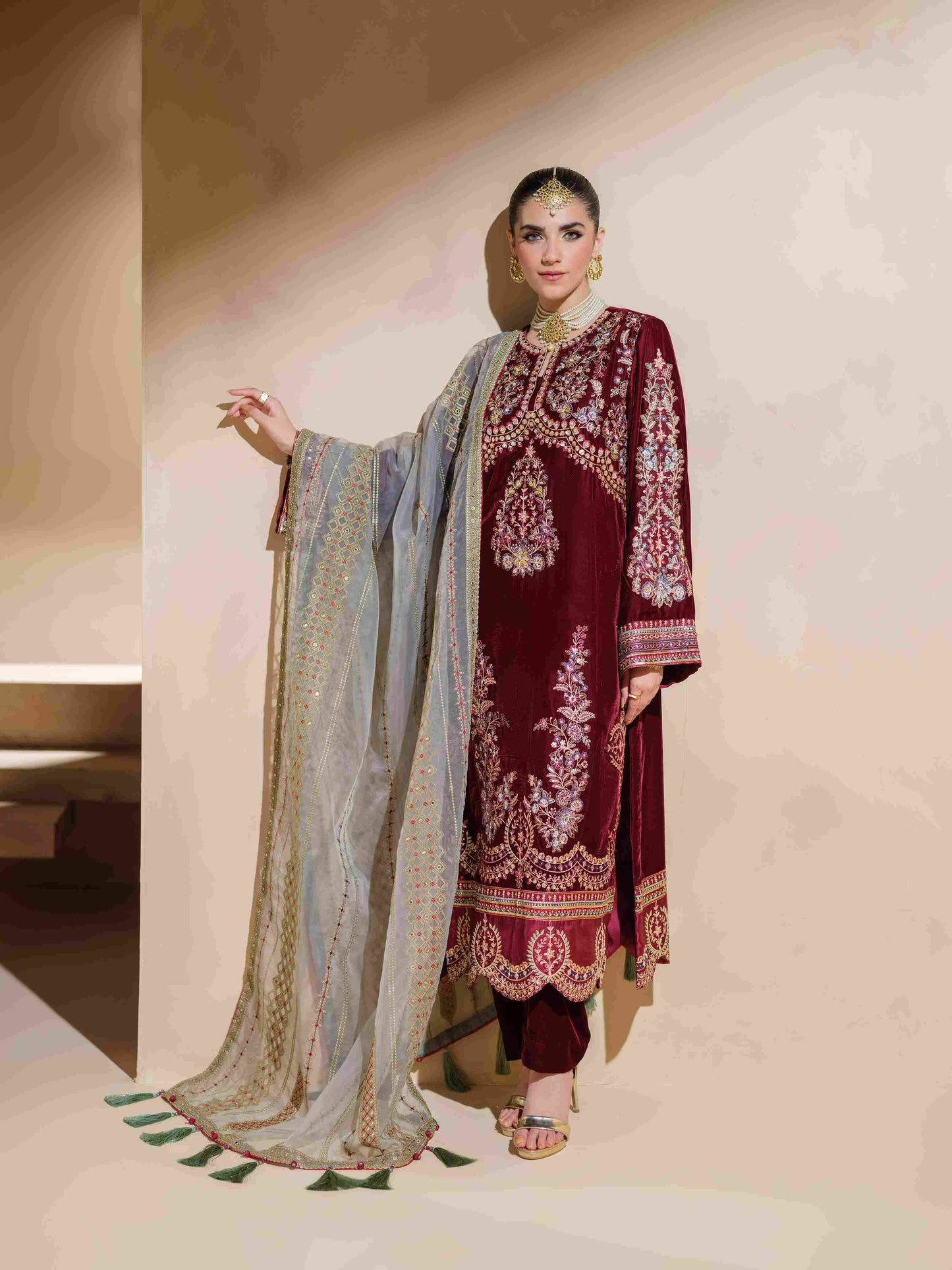 VELVETS '25 (Maroon/Grey)