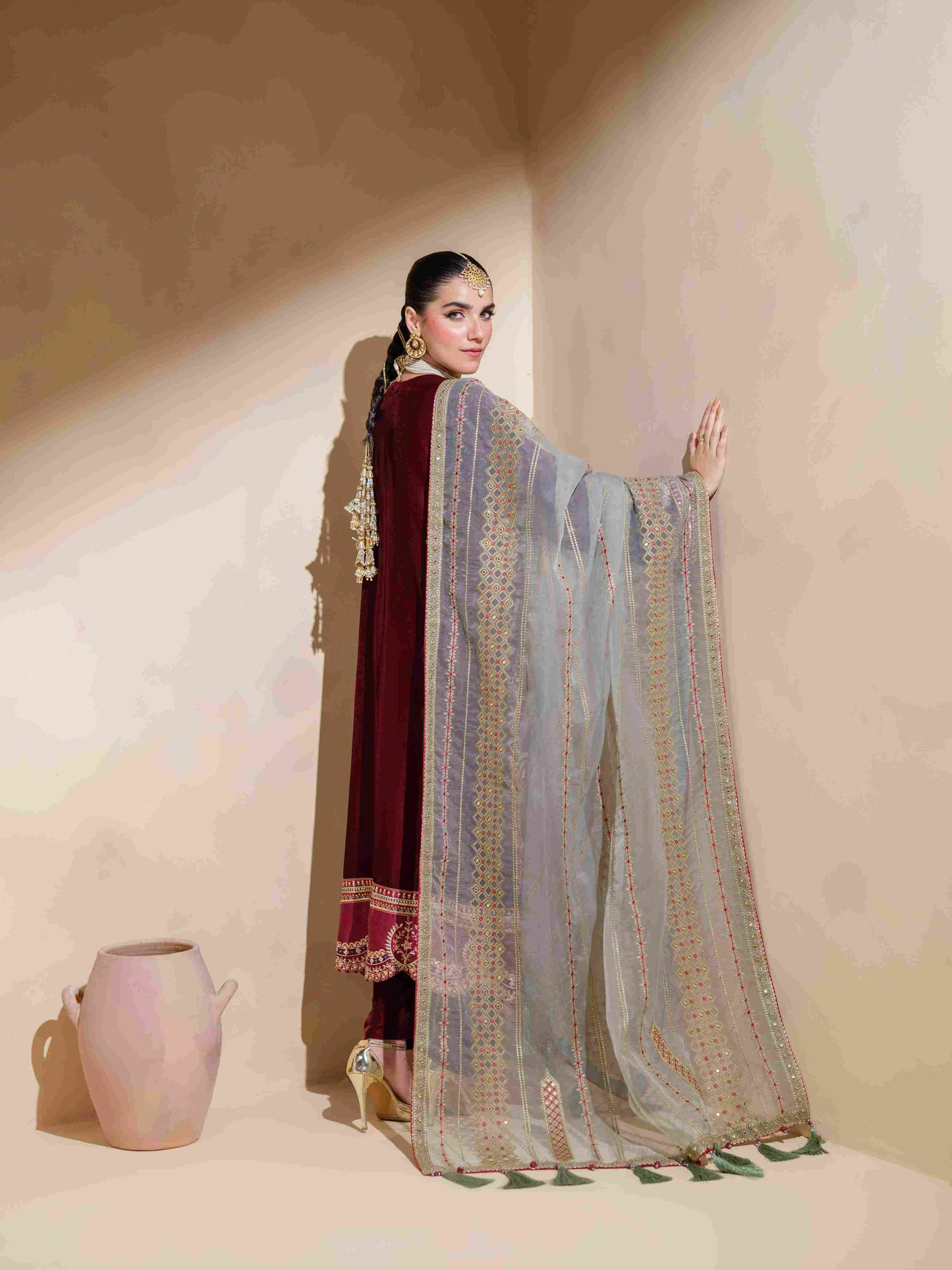 VELVETS '25 (Maroon/Grey)