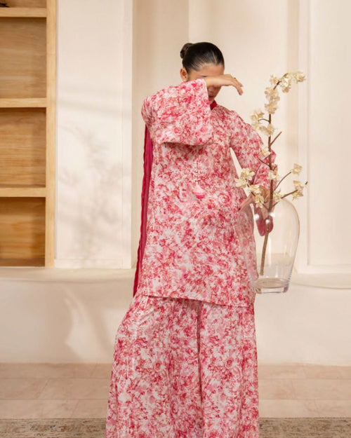 Dawwama (White w/pink & peach)